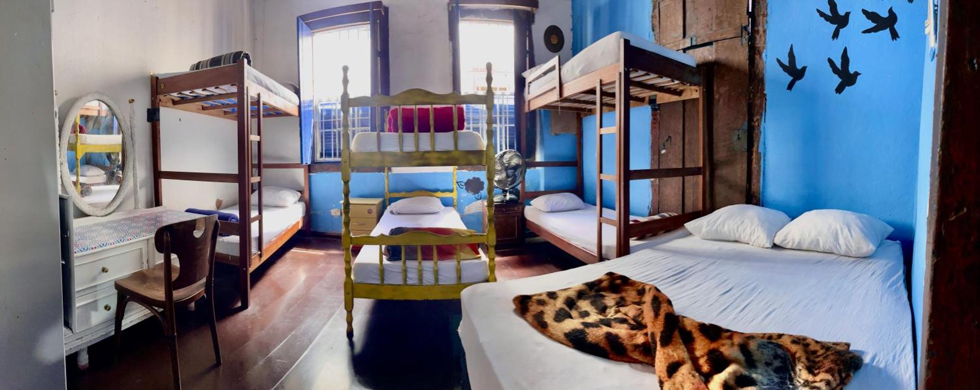 Hostel Uai Ору-Прету Экстерьер фото