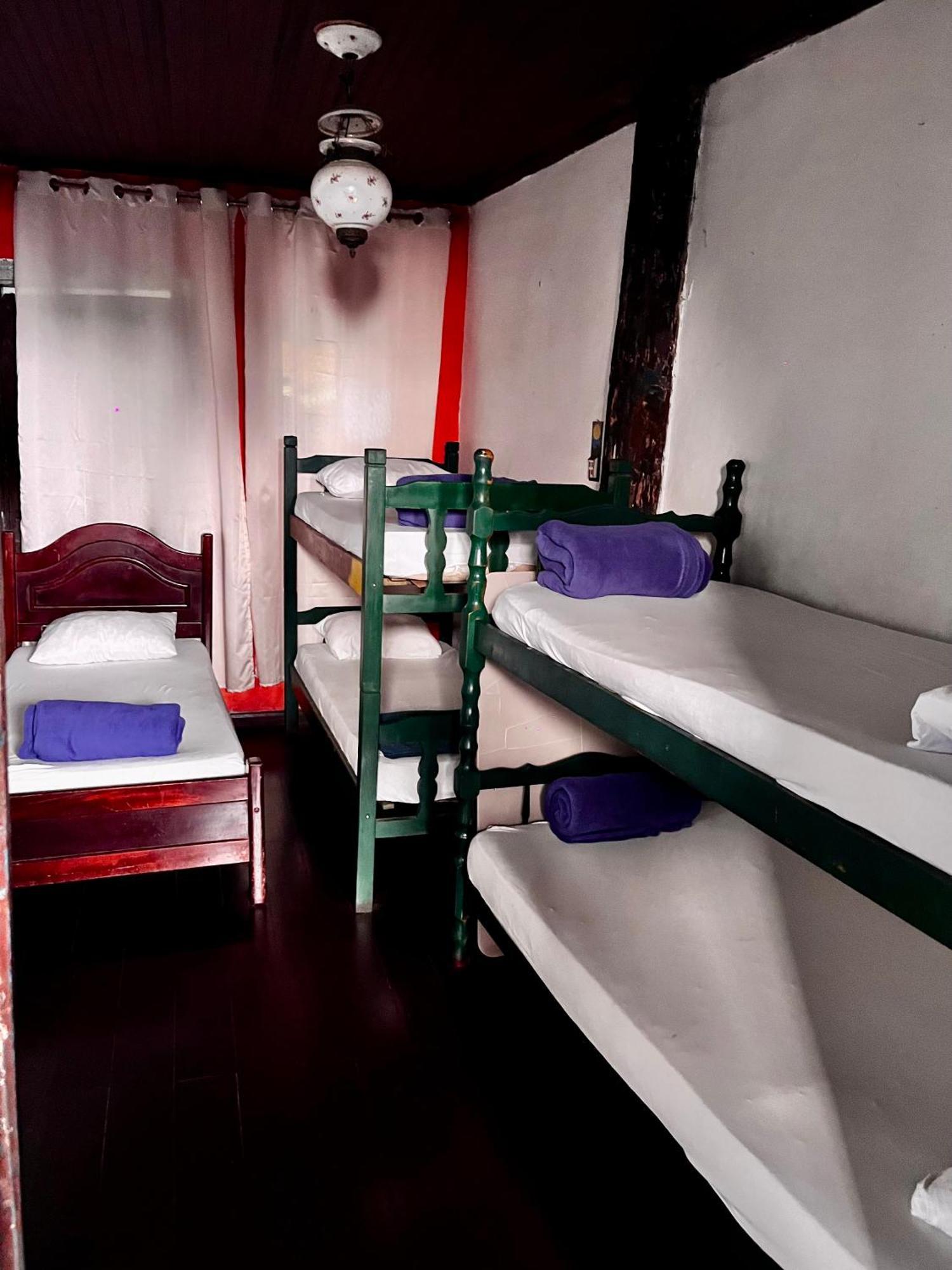 Hostel Uai Ору-Прету Экстерьер фото